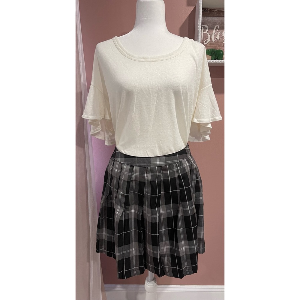 Rue+ Plus Size Black&Gray Plaid Skirt Size-1X